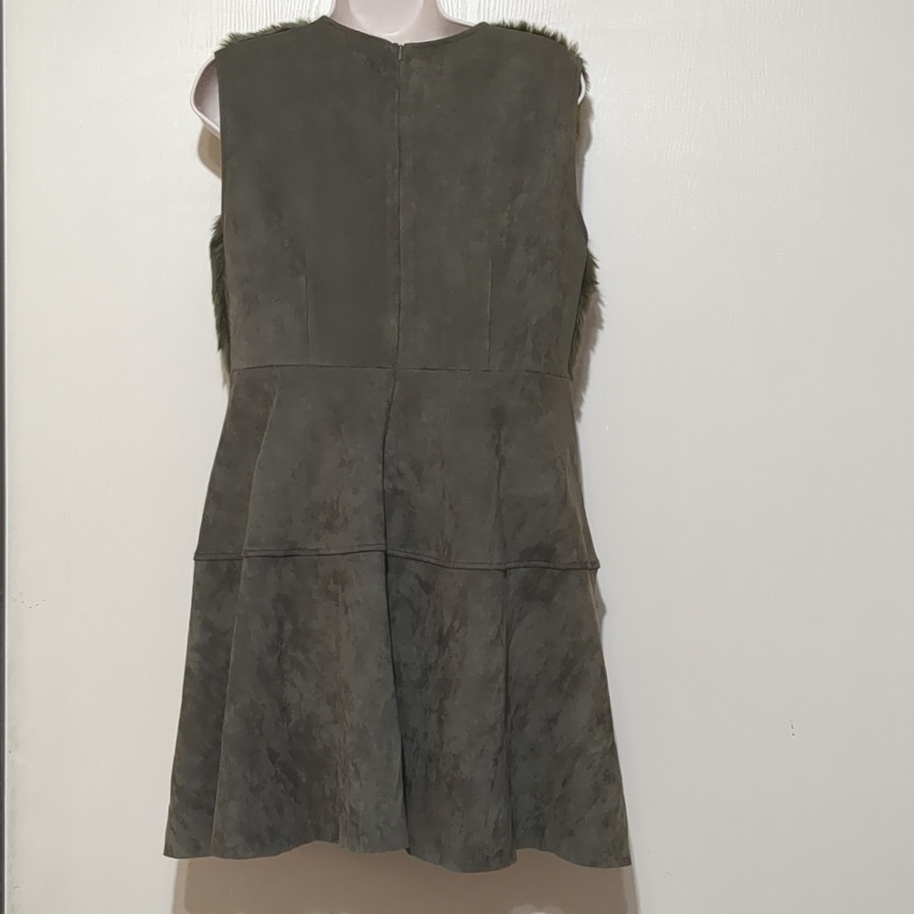 MAAC London Dress Fit & Flare Sleeveless Faux Fur Top Suede Feel Bottom Size L - Picture 2 of 10